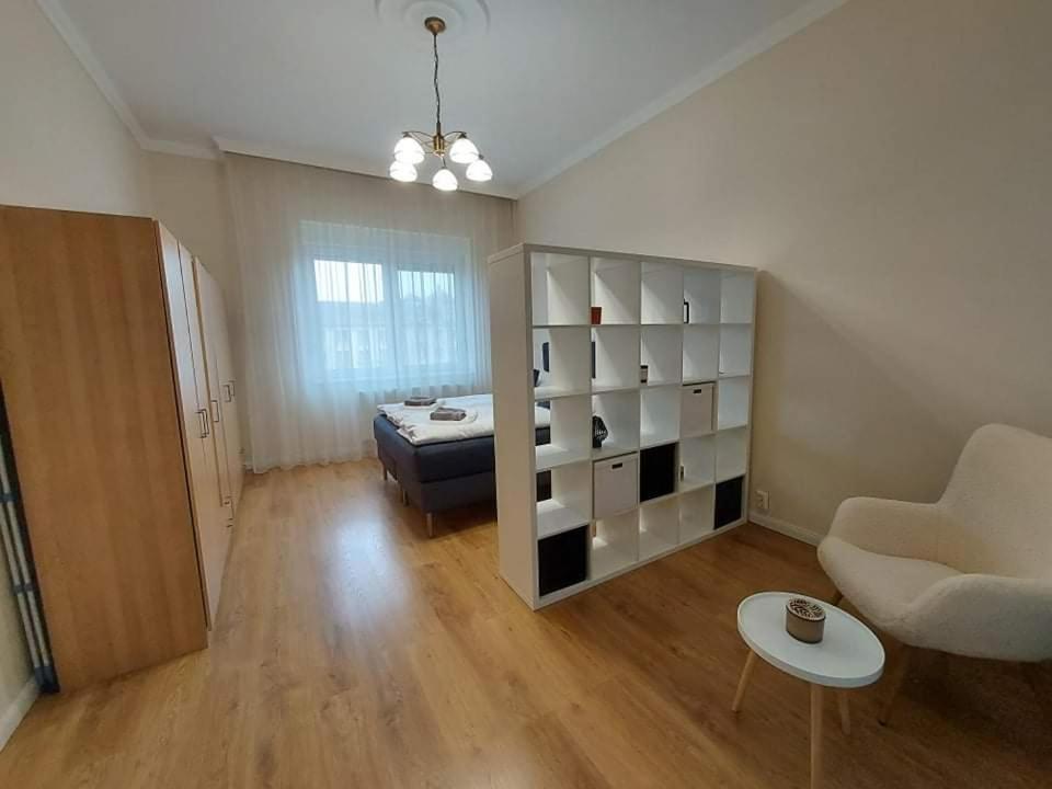 Alfoeldi Palace Apartman 德布勒森 外观 照片