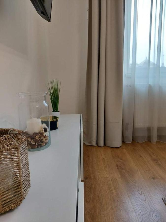 Alfoeldi Palace Apartman 德布勒森 外观 照片